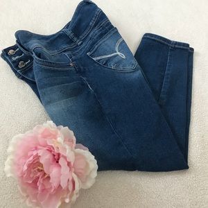 YMI WannaBettaButt Anklet Jeans 🍑